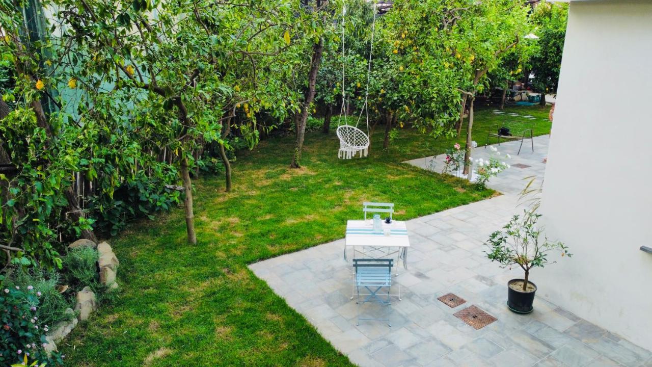 Flavia'S Lemons Bed and Breakfast Σορέντο Εξωτερικό φωτογραφία